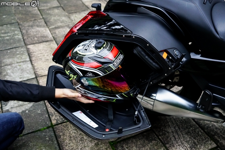 德系帶箱巡航者 BMW Motorrad K 1600 B試駕
