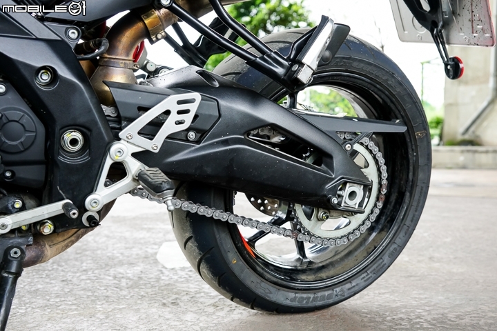 義血敏捷V缸街跑 aprilia SHIVER 900 試駕