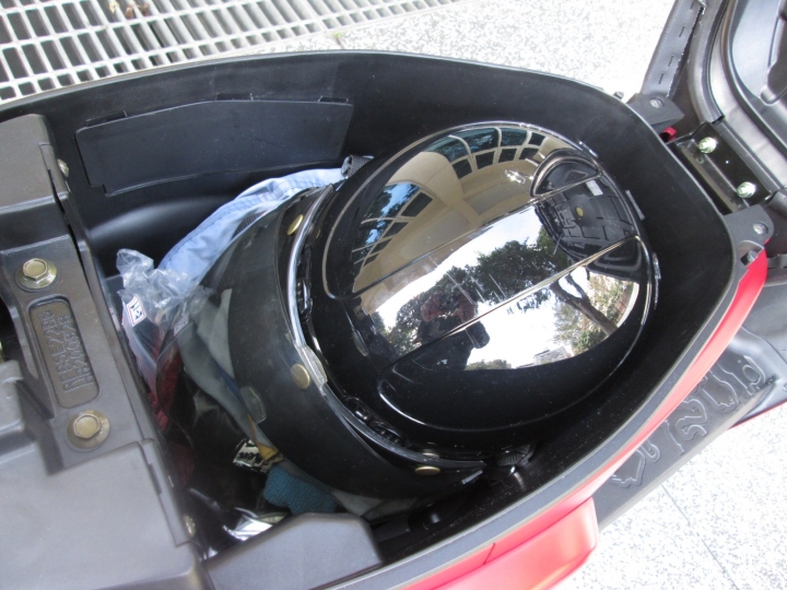 光陽 Kymco Many 110 2016仕樣 麗澤紅 騎乘心得、優缺點分享 (再次更新)