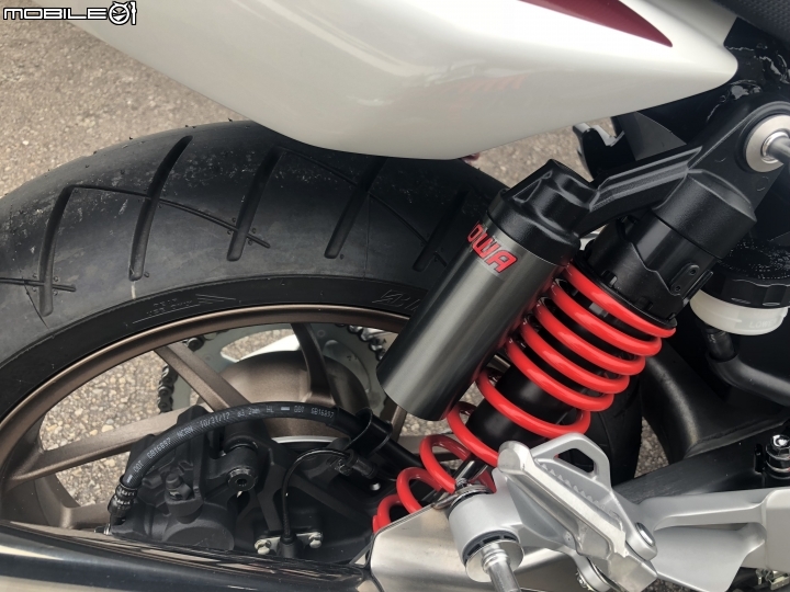 2018 CB400 SF ABS (3/26新增原廠中柱、原廠方型後視鏡）