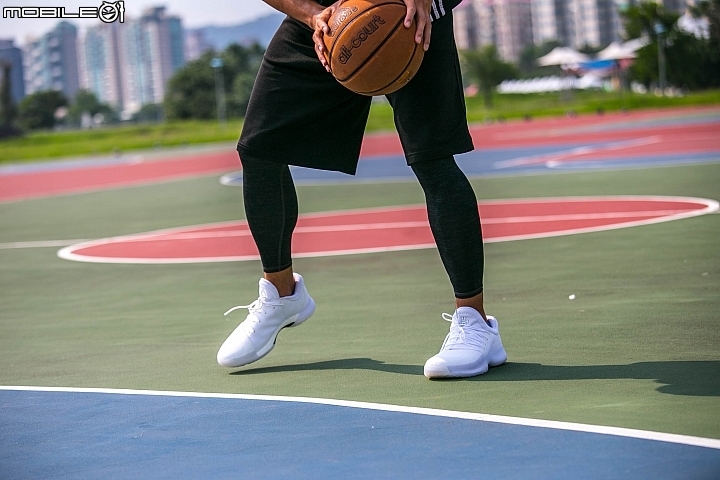 專為切入球員打造 adidas Harden Vol.2幻化登場