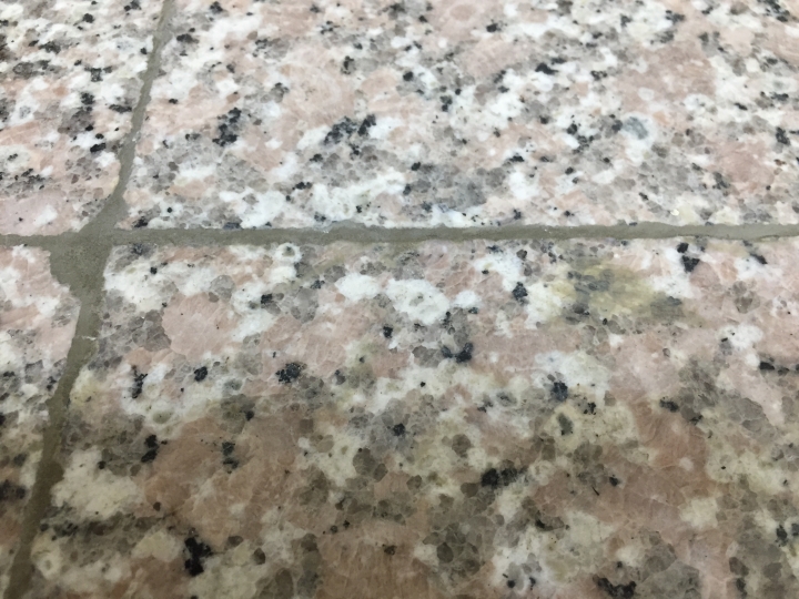 大理石表面沾到水泥
