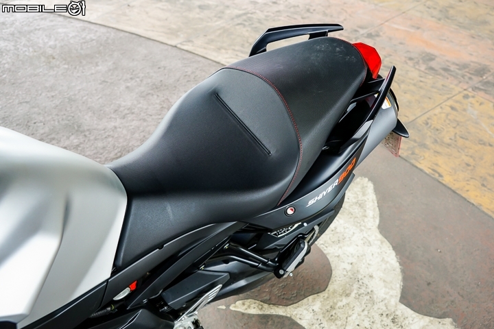義血敏捷V缸街跑 aprilia SHIVER 900 試駕