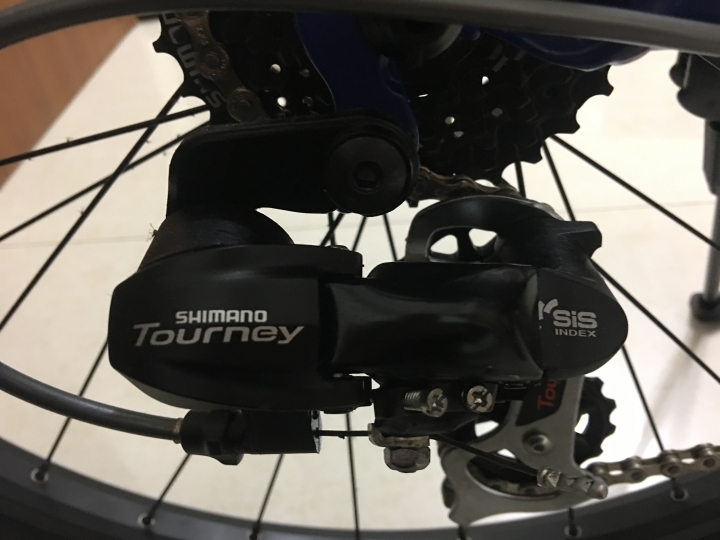 請教達人,尾牙抽中的登山車