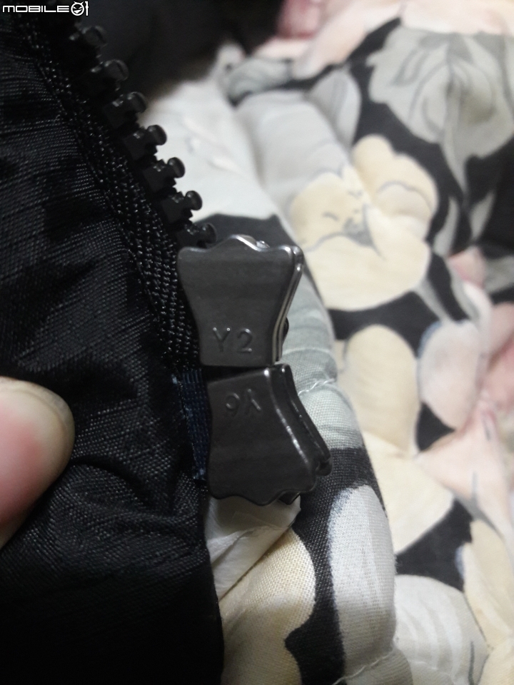 請問各位大大小的新購入SUPERDRY是否為正品 ~