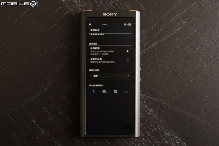 更輕巧的高音質隨身機 Sony Walkman NW-ZX300