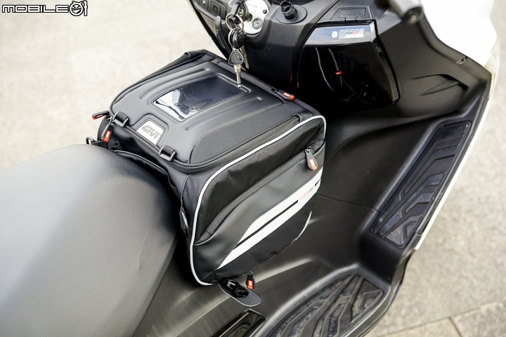 大羊空間擴增 GIVI XStream XS318 龍骨包分享