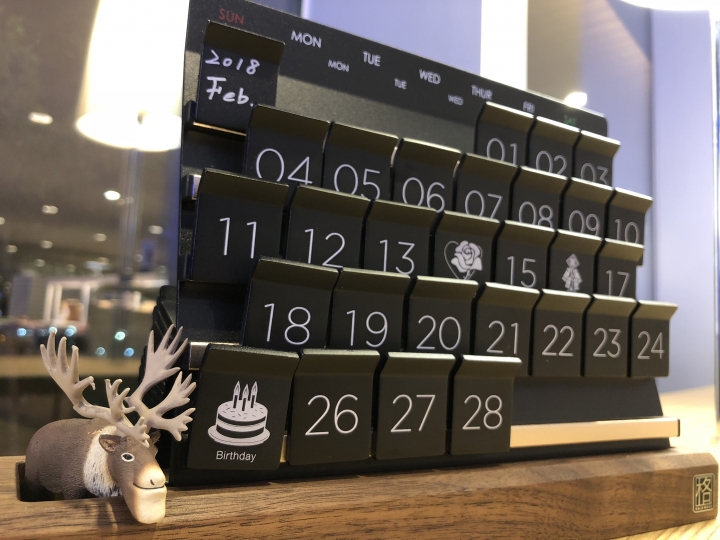 GOLD WOOD Design – Desktop Calendar 開箱