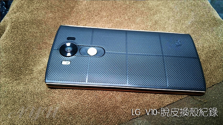 [分享] DIY LG V10 換新衣(殼)  由白翻黑