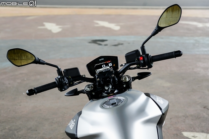 義血敏捷V缸街跑 aprilia SHIVER 900 試駕