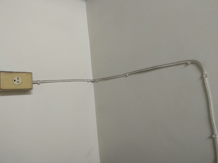 請教一下插座的問題