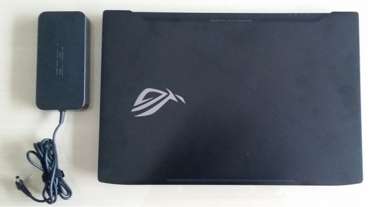大就是美的ROG Strix GL703VD電競筆電開箱介紹