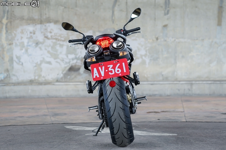 義血敏捷V缸街跑 aprilia SHIVER 900 試駕