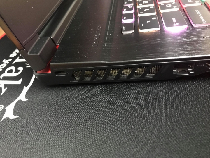 關於msi ge73vr 7rf 的出廠和耳機孔hifi和散熱問題