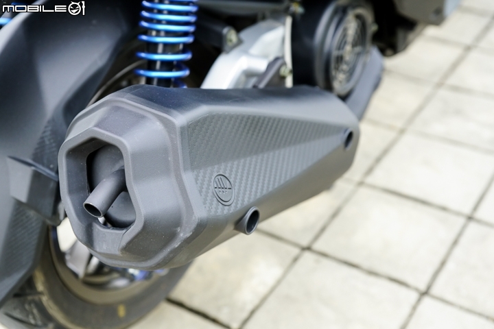 混搭裸把風再起 PGO ALPHAMAX Naked 125試駕