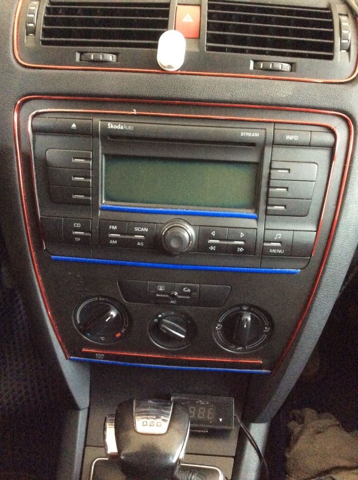 今年過年DIY的10.2吋安卓車機