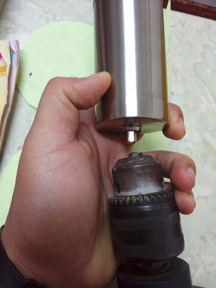 分享 【DIY手動變電動磨豆機】 & 【鐵壺沖泡法】