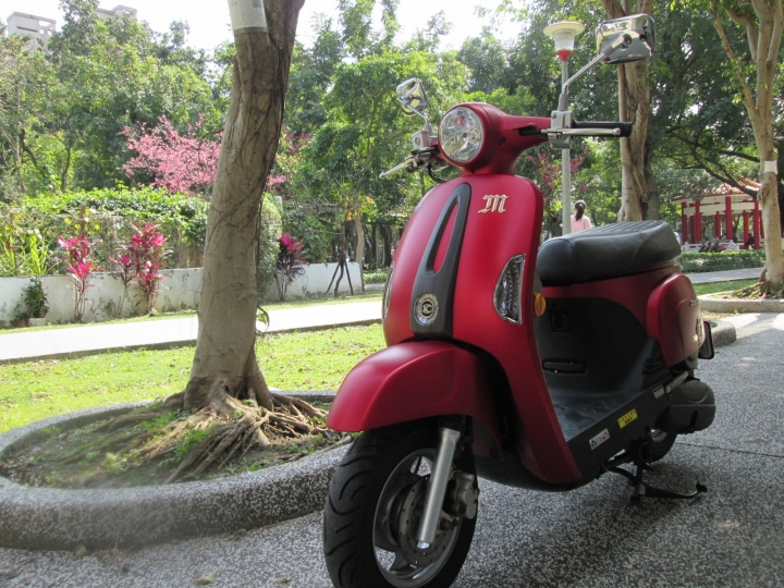 光陽 Kymco Many 110 2016仕樣 麗澤紅 騎乘心得、優缺點分享 (再次更新)