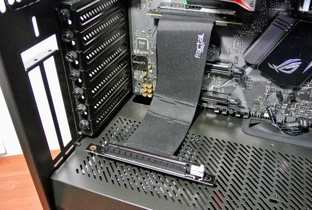 Fractal Design - Define R6 靜音機殼 輕測試