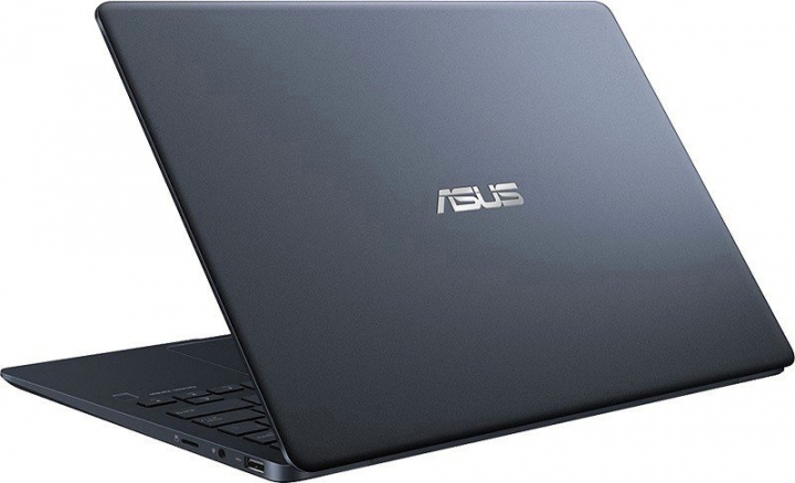 華碩美型強機登場 ZenBook 13周末開放預購