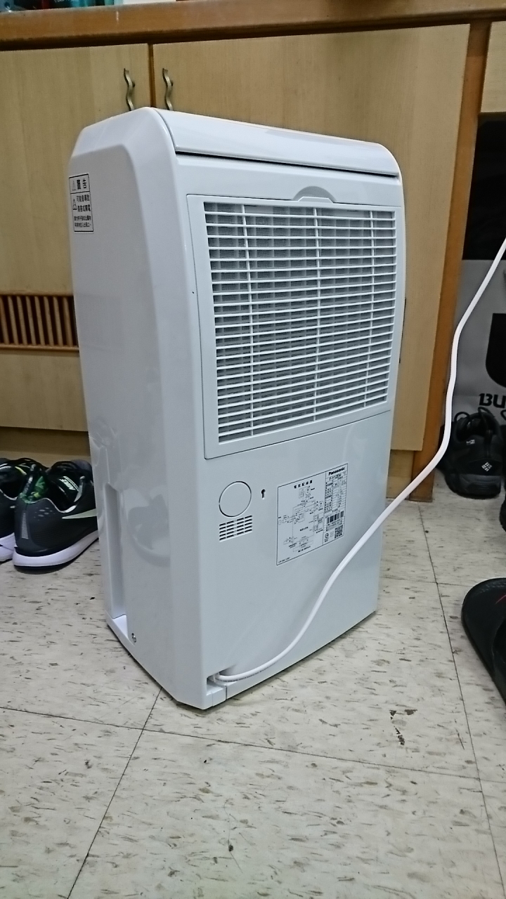 分享：Panasonic國際牌清淨除濕機F-Y12EM