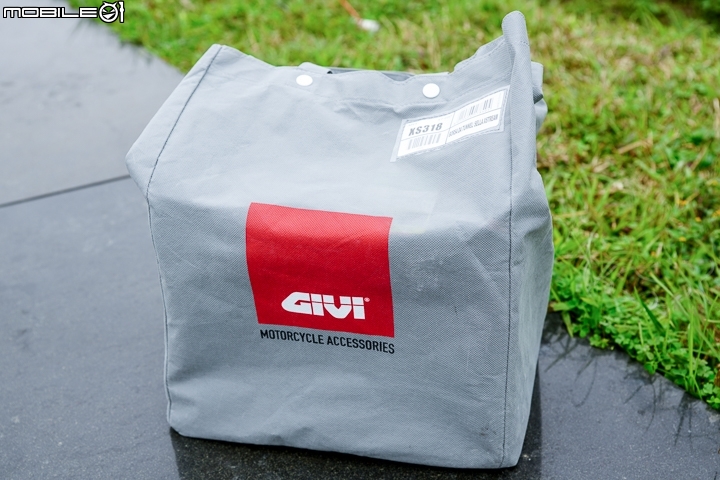 大羊空間擴增 GIVI XStream XS318 龍骨包分享