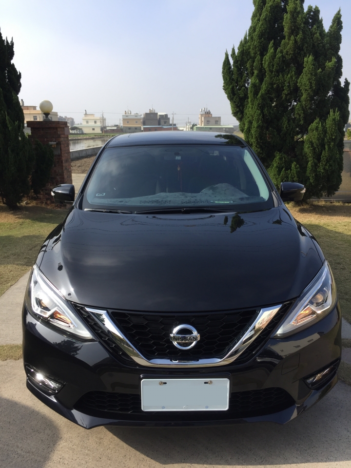 New sentra black-黑仙草小開箱