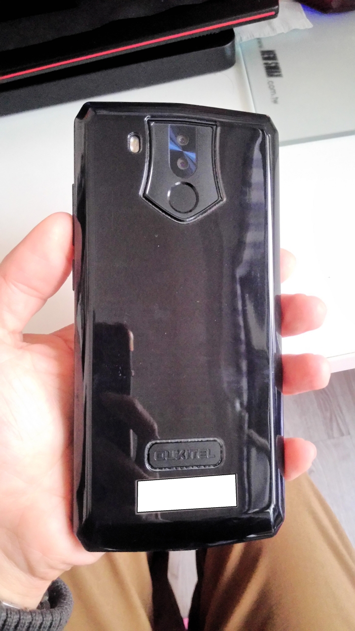 11000MAH 奇葩手機簡單開箱