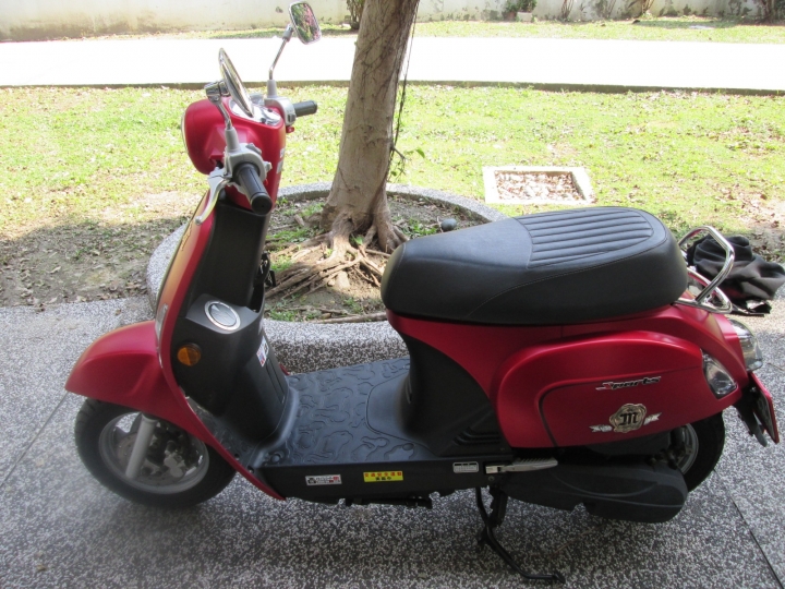 光陽 Kymco Many 110 2016仕樣 麗澤紅 騎乘心得、優缺點分享 (再次更新)