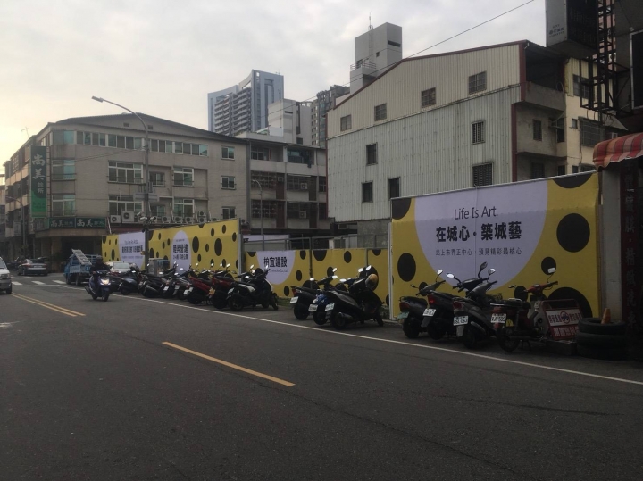 請問有人知道大墩二街上是要蓋什麼嗎