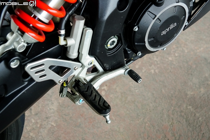 義血敏捷V缸街跑 aprilia SHIVER 900 試駕