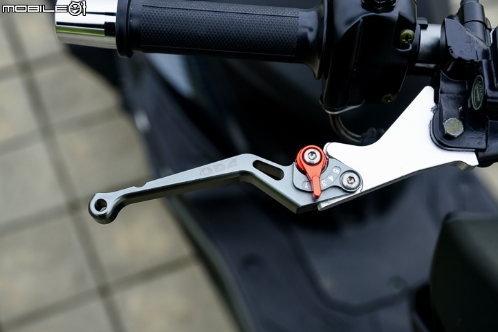 混搭裸把風再起 PGO ALPHAMAX Naked 125試駕