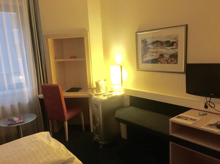 【如何規劃25天的蜜月旅行】 機票+住宿分享   德國.巴黎.義大利.杜拜 四國自助旅行