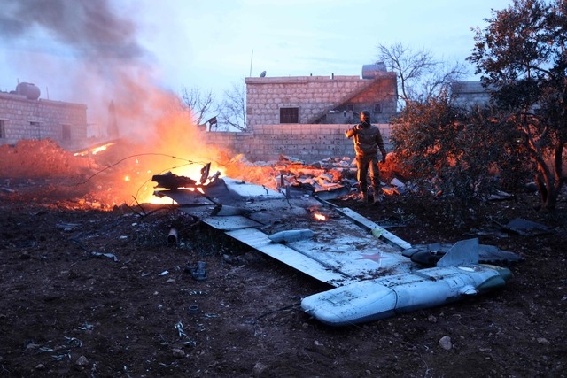 俄戰機遭敘反抗軍擊落　飛行員反抗被殺