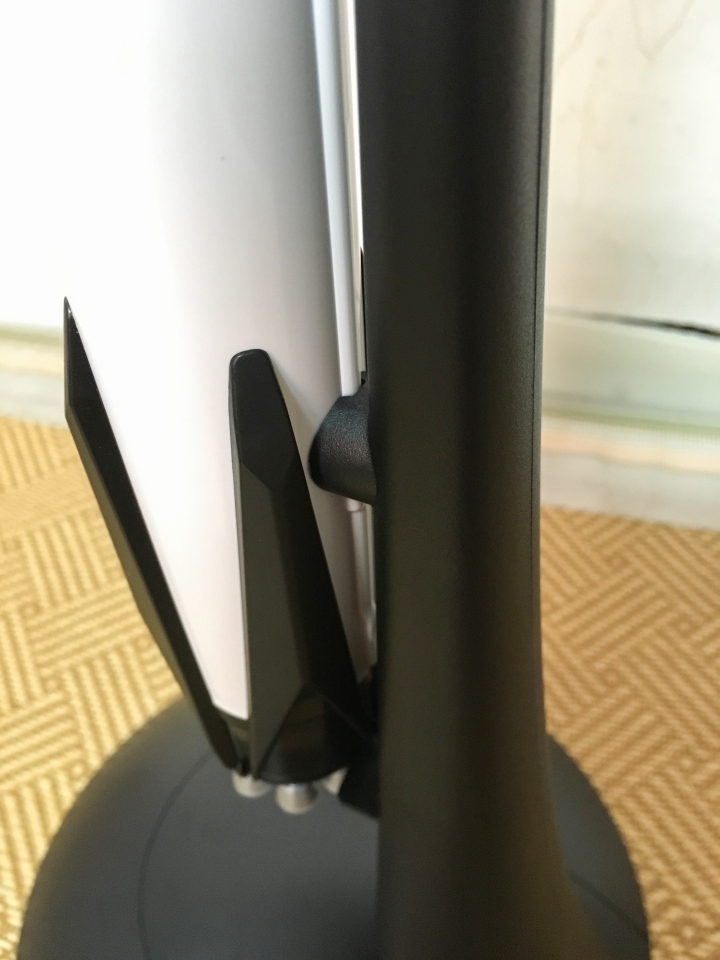 【開箱】SpaceX - 獵鷹九號模型(Falcon 9)