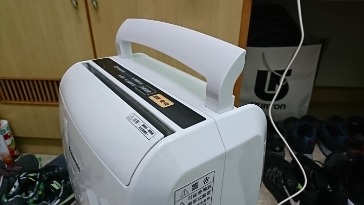 分享：Panasonic國際牌清淨除濕機F-Y12EM