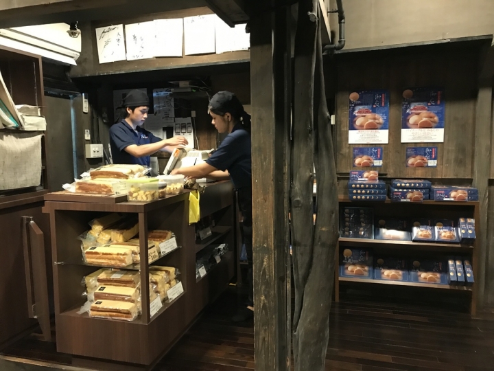 【Okinawa.走跳】古宇利島大啖海鮮丼、心型岩與百年古家大家美味Agu豬