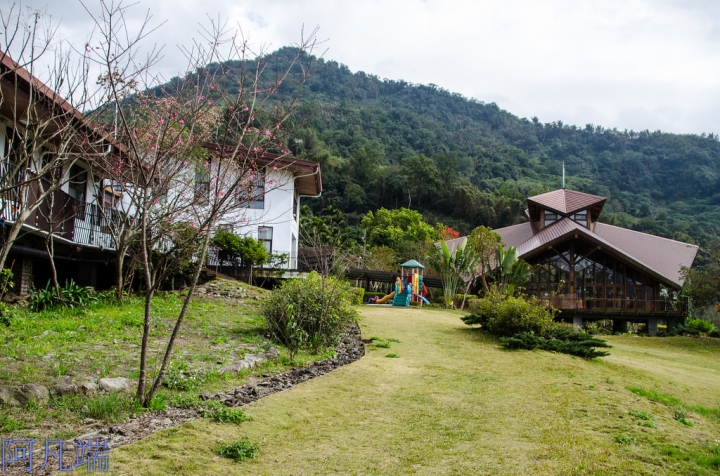 高雄~那瑪夏瑪雅部落(桃花&李花&櫻花)+呼瑪休閒農場+民權國小綠建築