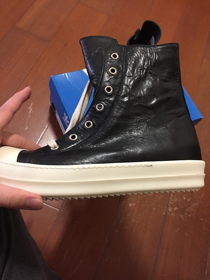 跪求神人大大 驗Rick Owens Ramones 高筒主線