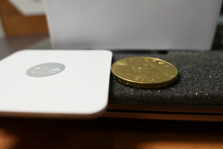 [開箱+介紹] 最薄的藍芽尋物器 - Tile Slim