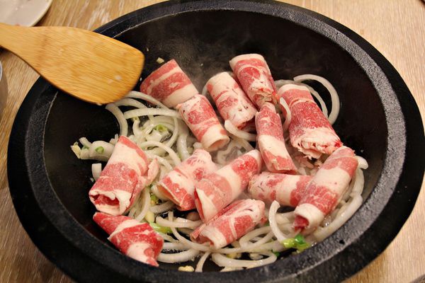【桃園美食特輯】不讓其他縣市專美於前 來桃園必吃的3間石頭沙茶火鍋
