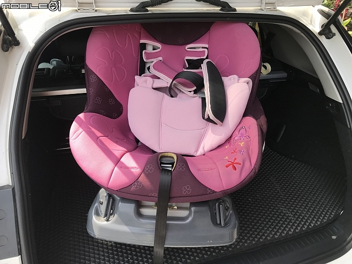 二寶家庭小車空間解決方案 PERO  Luce90 ISOFIX 安全座椅  Petalo 秒收推車(符合登機尺寸) 上篇 緣起與推車介紹(下篇安全座椅與總結待續)