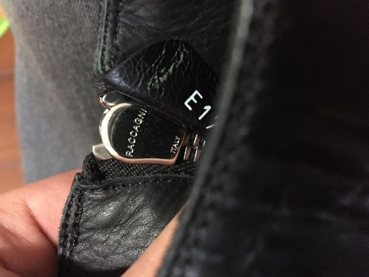 跪求神人大大 驗Rick Owens Ramones 高筒主線