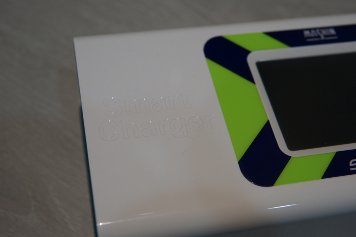 電瓶的守護神-麻新電子MASHIN SC-1000+ 智慧型(鉛酸/鋰鐵)雙模充電器開箱(圖多)