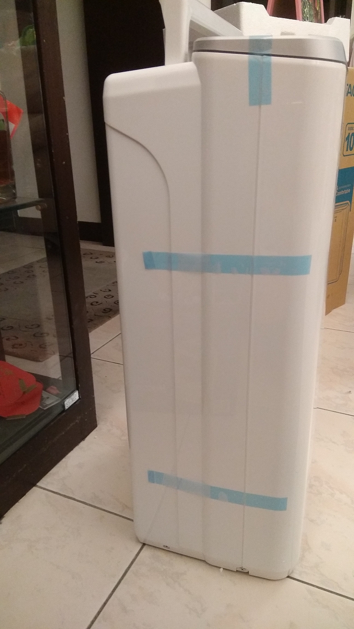 日立除濕機 RD-20FQ (RD-20FR) 不專業開箱