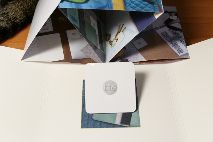 [開箱+介紹] 最薄的藍芽尋物器 - Tile Slim