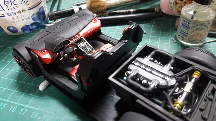 [ Fujimi 1:24 ] 青島 藍寶堅尼 阿凡塔多 LP700-4 硬頂敞篷 Aoshima Lamborghini Aventador LP700-4 Roadster 製作過程