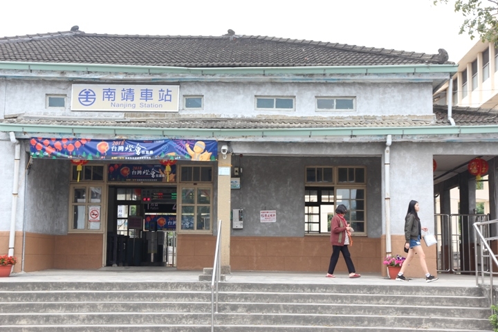 騎 向 不 在 「 水 上 」的 水 上 鄉