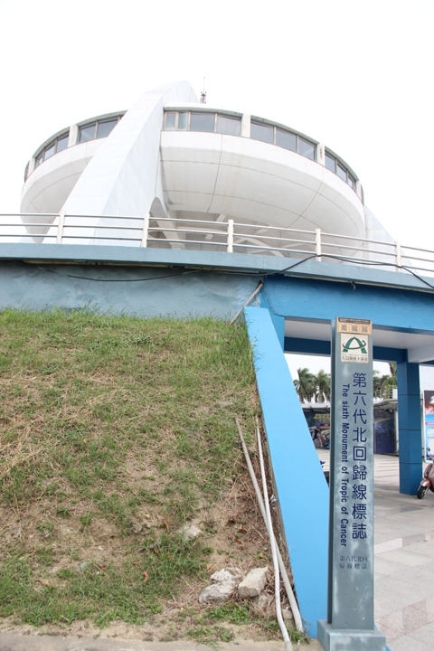 騎 向 不 在 「 水 上 」的 水 上 鄉