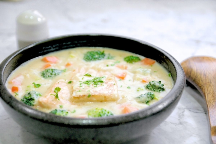 「和風」鮭魚奶油燉菜（クリームシチュー）